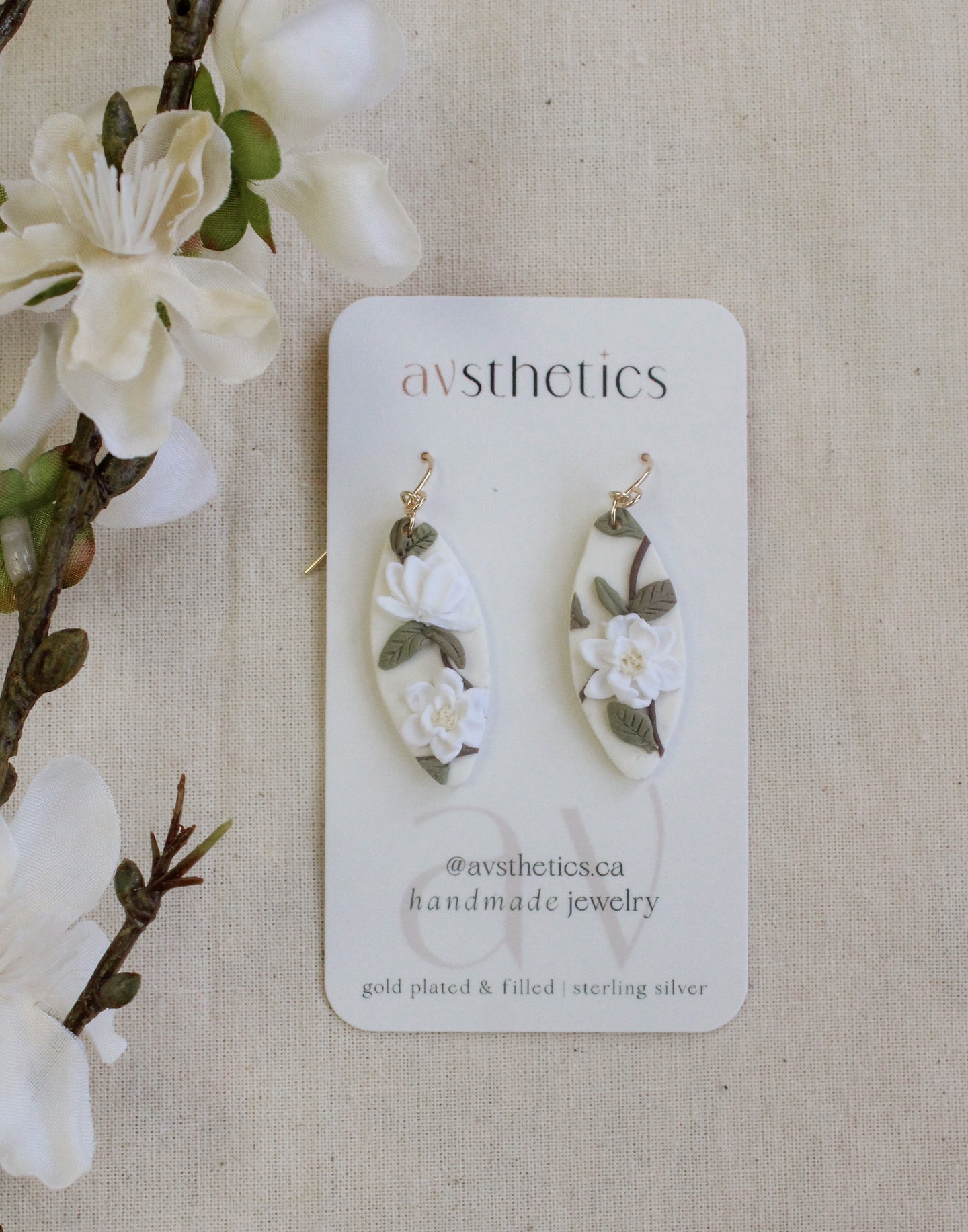 “Magnolia” - Pointed Ovals